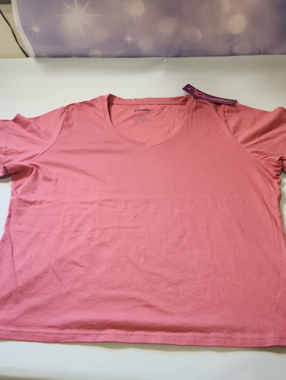 Divatee Short Sleeve V-Neck Tee - Pink NWT (100% Cotton)